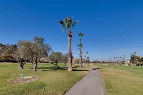 Chalet independiente en venta en Calle San Miguel, Rojales
thumbnail 1
