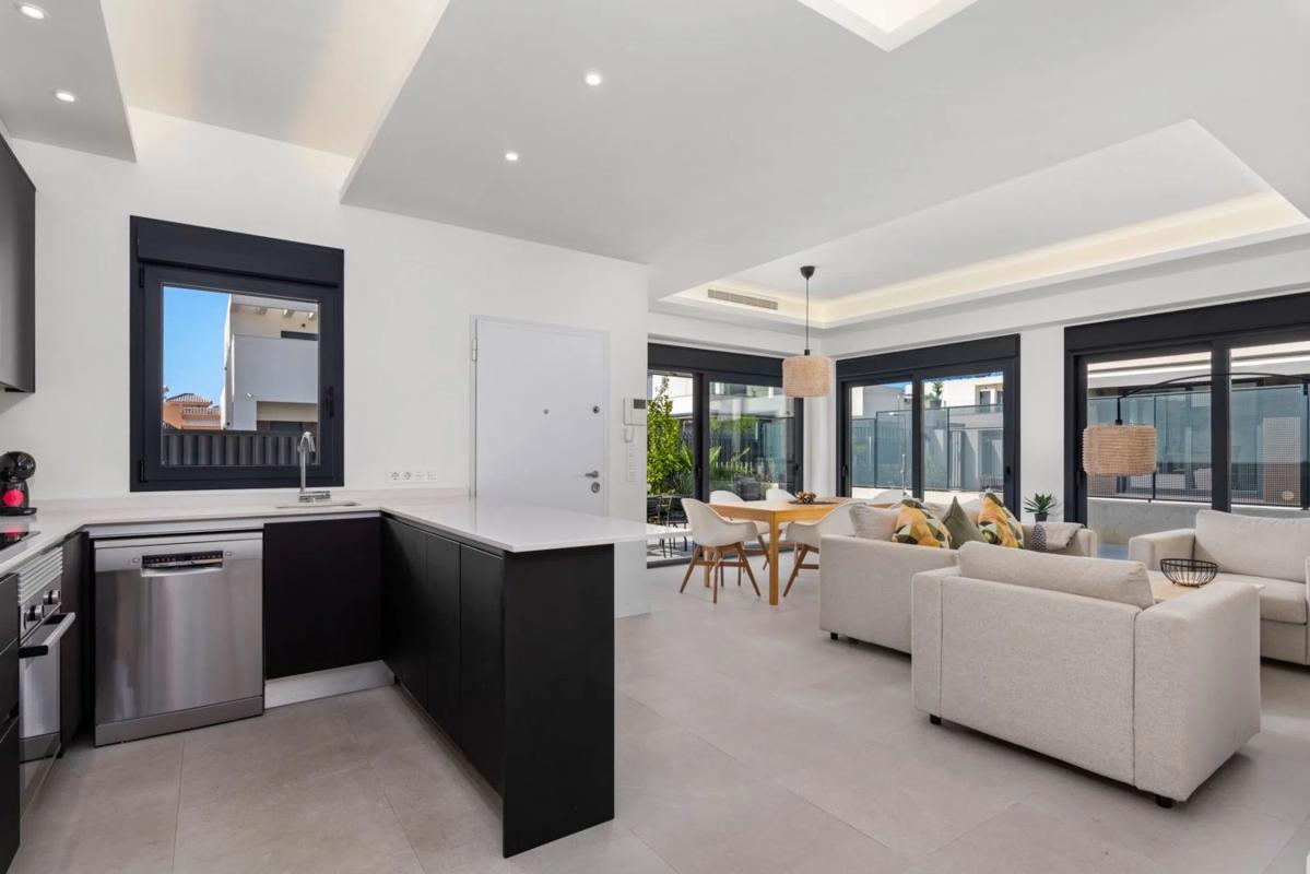 Properties for sale and rent in Spain photo 4