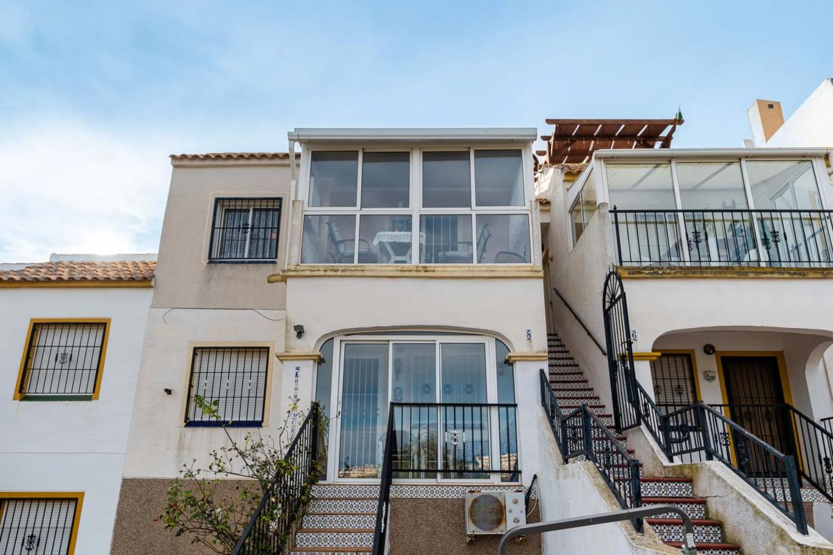Venta de chalet adosado en CL MARINA DEL MAR, 1 , San Fulgencio photo 1