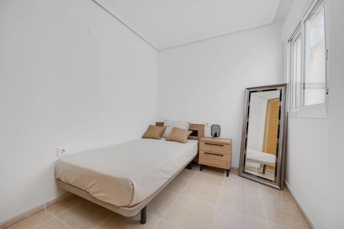 Sale of apartment in Calle Reina Sofía, San Fulgencio
 photo 2