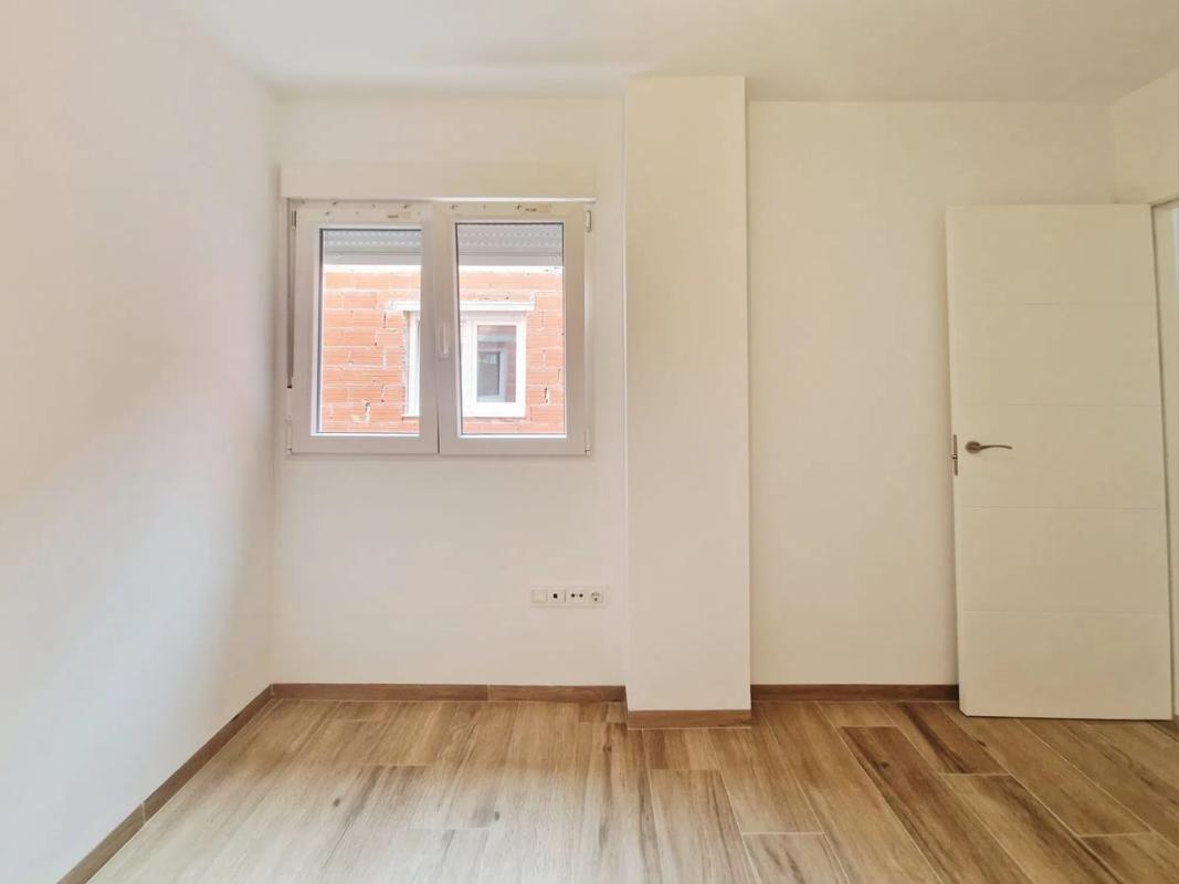 Продажа квартиры на Calle REINA SOFÍA, 10, Сан-Фульхенсио
 photo 2