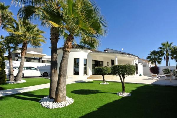 Chalet independiente en venta en Calle Jorge Juan, 11, San Fulgencio
photo 1