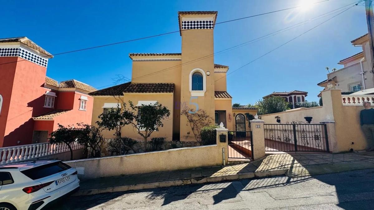 Venta de chalet independiente en Blue Lagoon - Galán, San Miguel de Salinas
photo 3