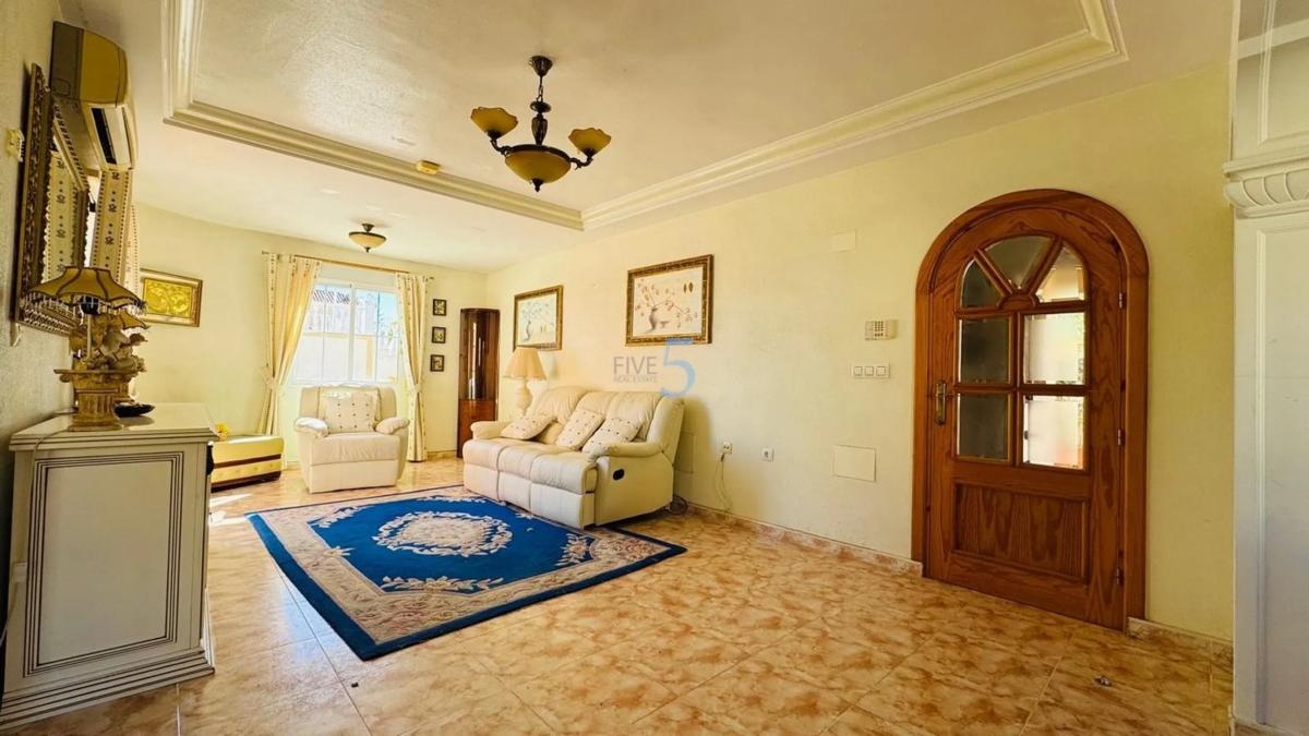 Venta de chalet independiente en Blue Lagoon - Galán, San Miguel de Salinas
photo 5
