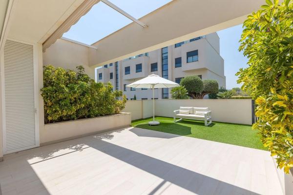Продажа квартиры на Av. de Las Colinas, Сан-Мигель-де-Салинас
 photo 2