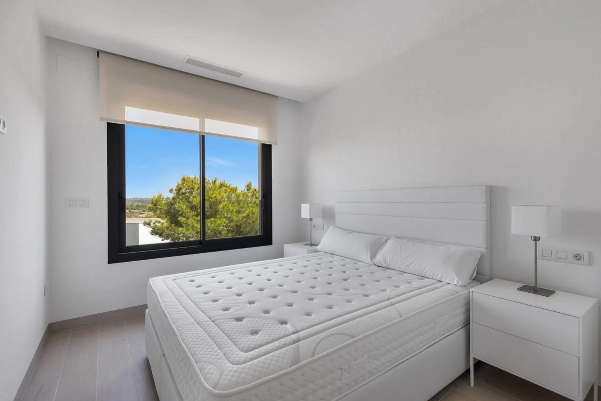 Продажа квартиры на Av. de Las Colinas, Сан-Мигель-де-Салинас
 photo 5