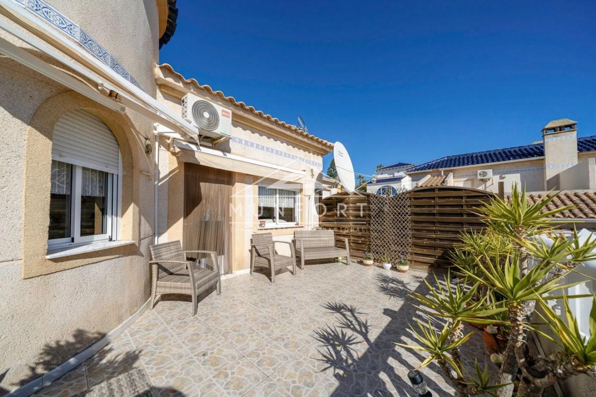 Sale of independent chalet in Blue Lagoon - Galán, San Miguel de Salinas
 photo 2