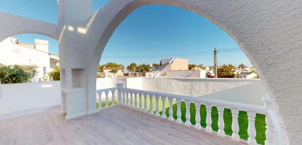 Chalet pareado en calle Jumilla photo 1
