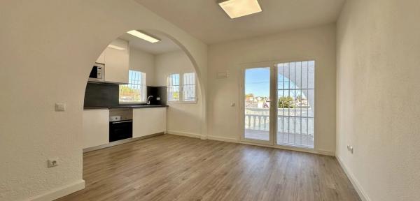 Chalet pareado en calle Jumilla photo 3