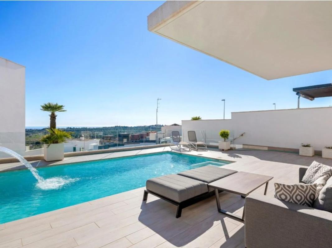 Sale of independent chalet in Calle Chirrines Los-Ciudad Comu, San Miguel de Salinas
 photo 2