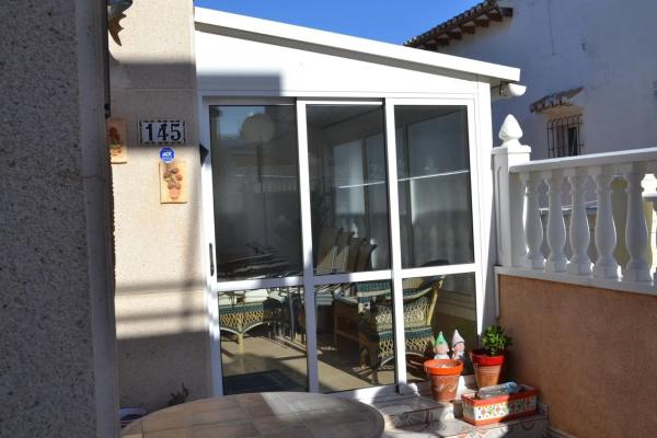 Chalet pareado photo 2