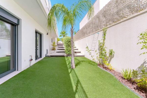 Independent chalet for sale in Calle lo Aguirre, 12, San Miguel de Salinas
 photo 4
