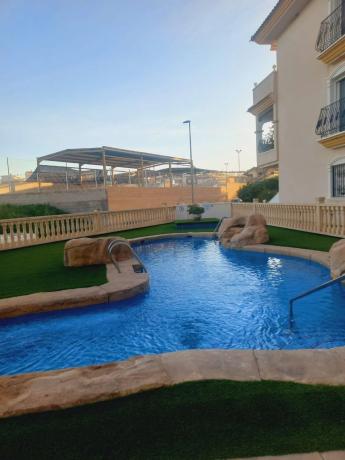 Independent chalet for sale in Centro, San Miguel de Salinas
 photo 2