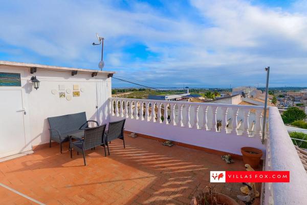 Terraced house for sale at  Calle Luisa Fernanda Balcón , San Miguel de Salinas photo 1