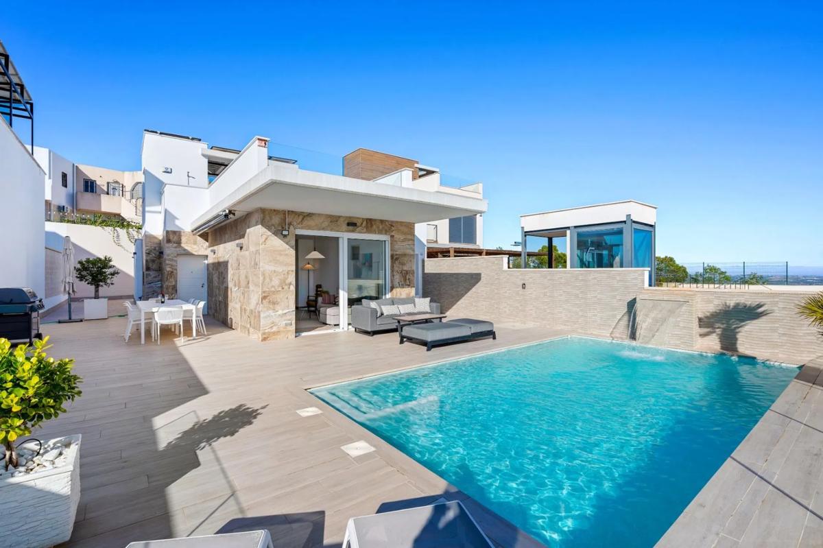 Sale of independent chalet in Calle los Chirrines, 21, San Miguel de Salinas
 photo 3