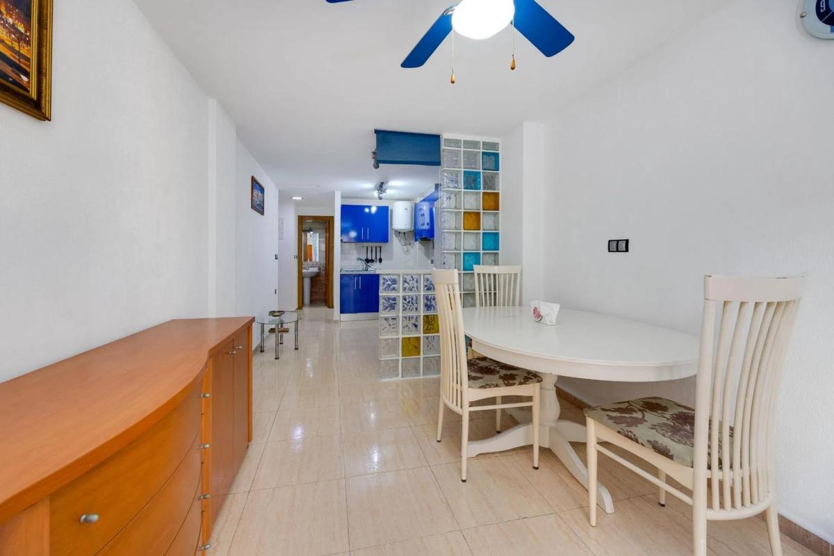 Venta de piso en Barrio Centro - Muelle Pesquero, Torrevieja
photo 3