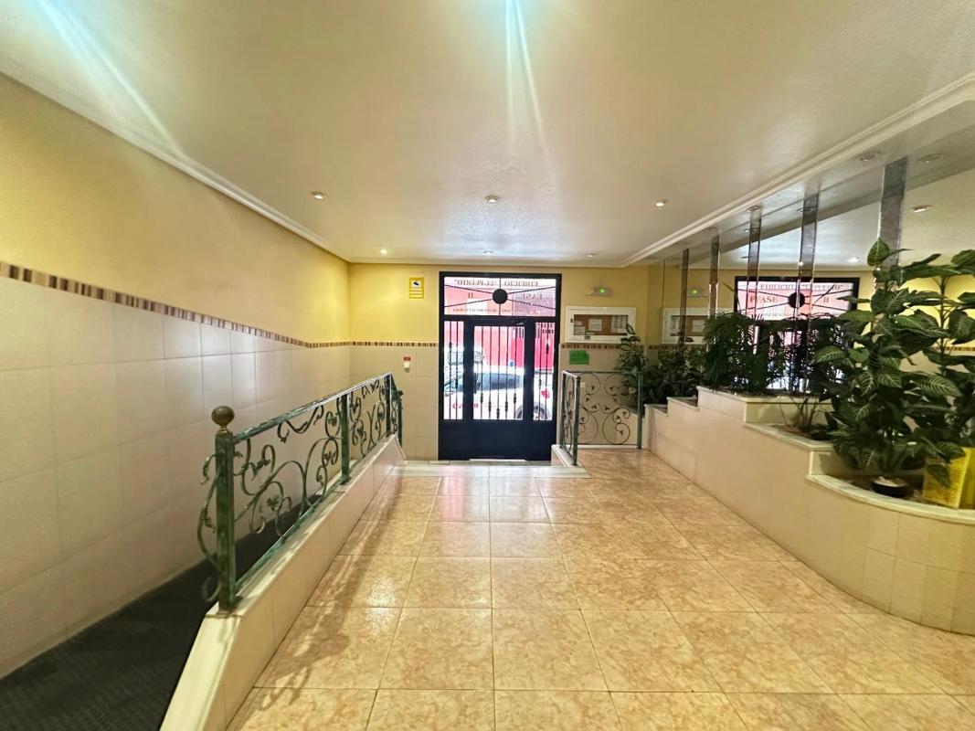 Venta de piso en Barrio Parque de las Naciones, Torrevieja
photo 2