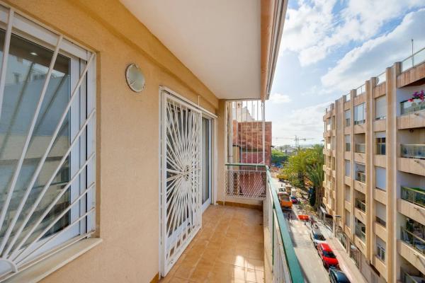 Продажа квартиры на Rambla Juan Mateo García, Торревьеха
 photo 1