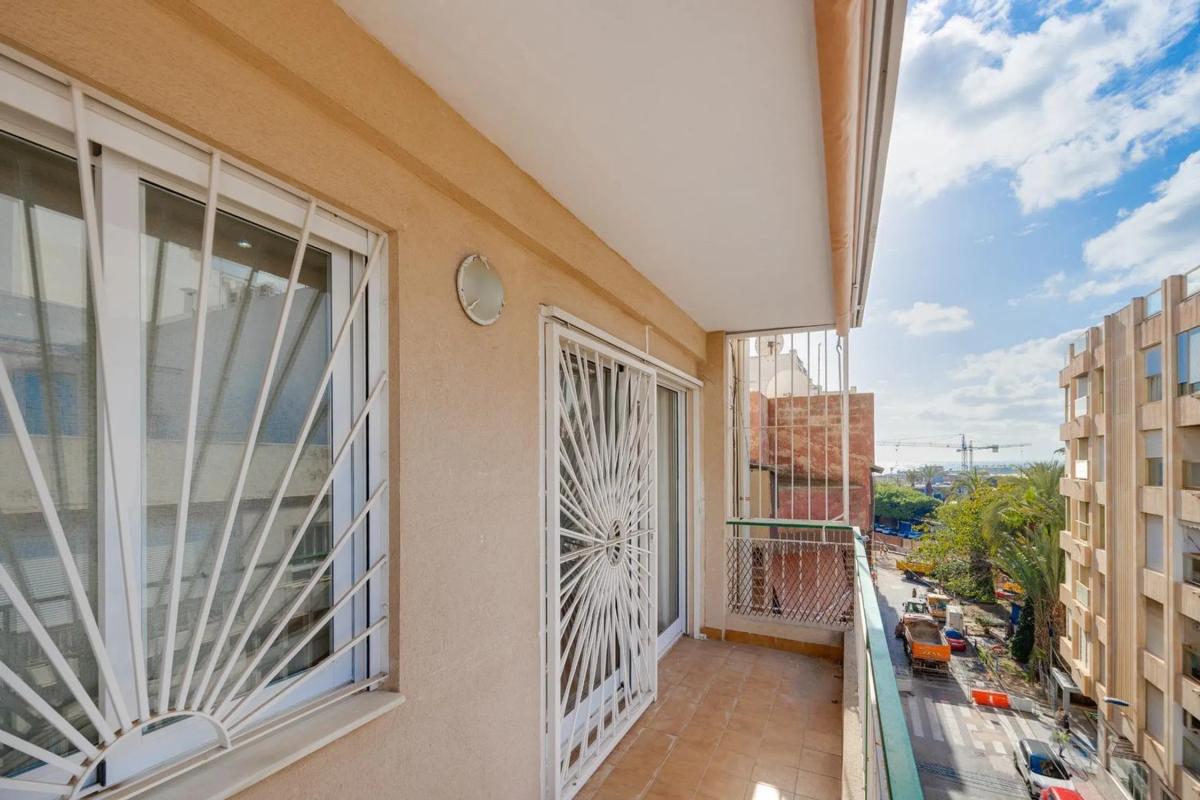 Venta de piso en Rambla Juan Mateo García, Torrevieja
 photo 3