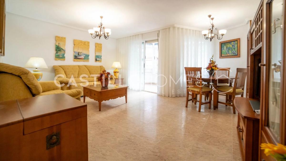 Venta de piso en Barrio Puerto Deportivo, Torrevieja
photo 1