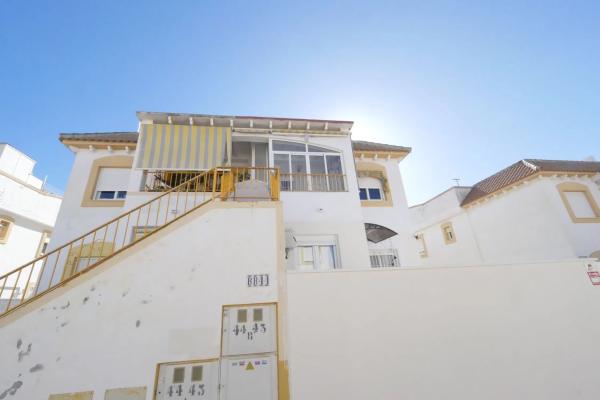 Venta de piso en Barrio Parque de las Naciones, Torrevieja
 photo 1