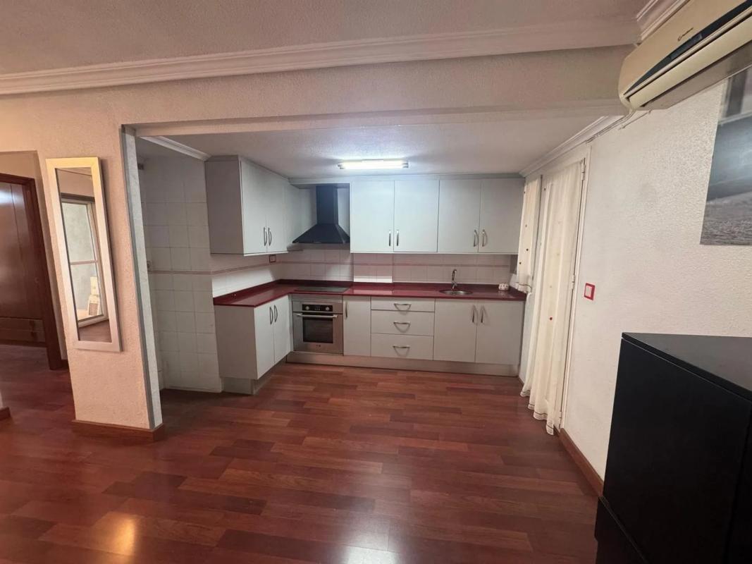 Venta de piso en Barrio El Acequión, Torrevieja
photo 3