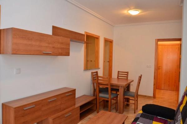 Продажа квартиры на Calle San Miguel de Salinas, 30, Торревьеха
 photo 1