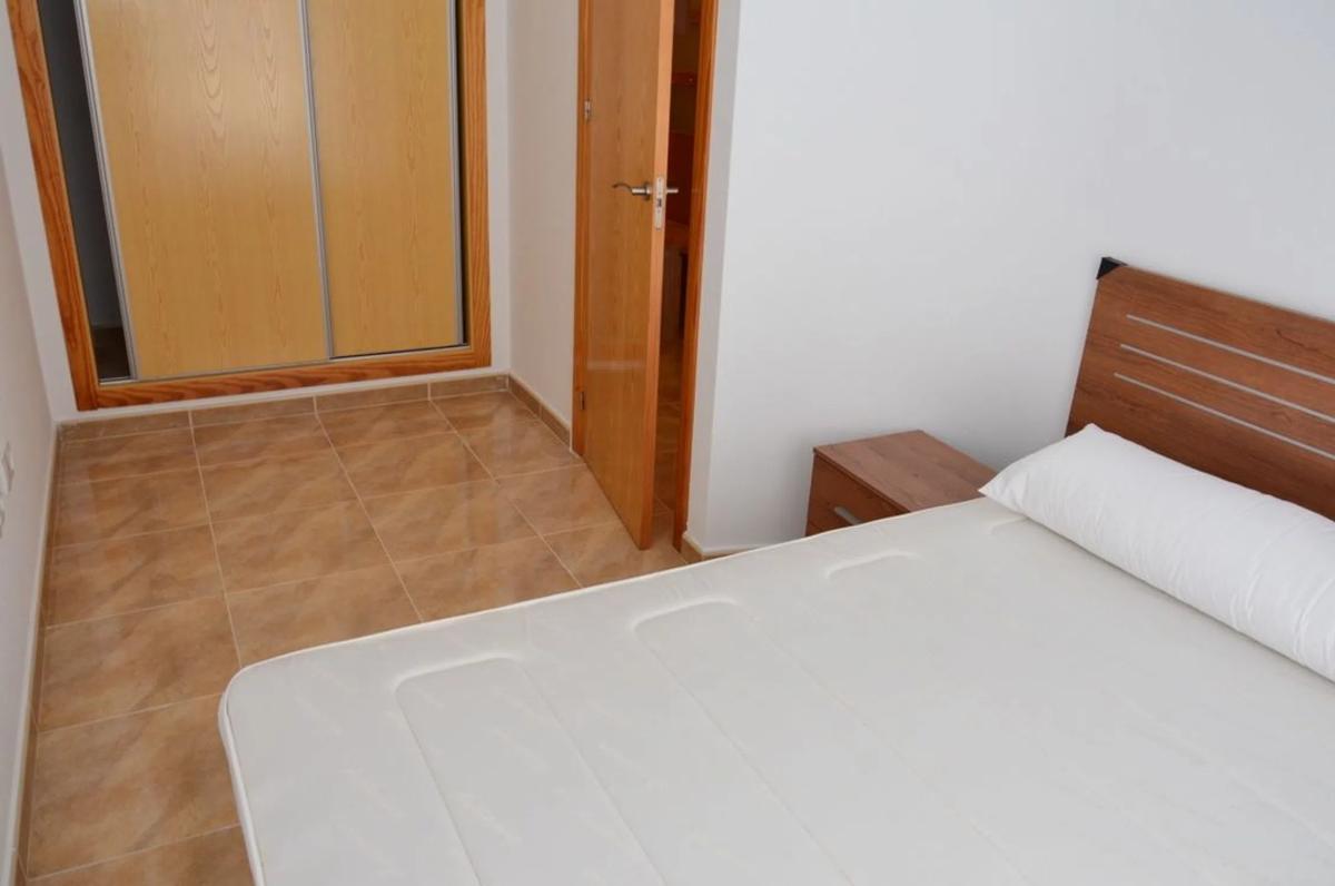 Venta de piso en Calle San Miguel de Salinas, 30, Torrevieja
 photo 3