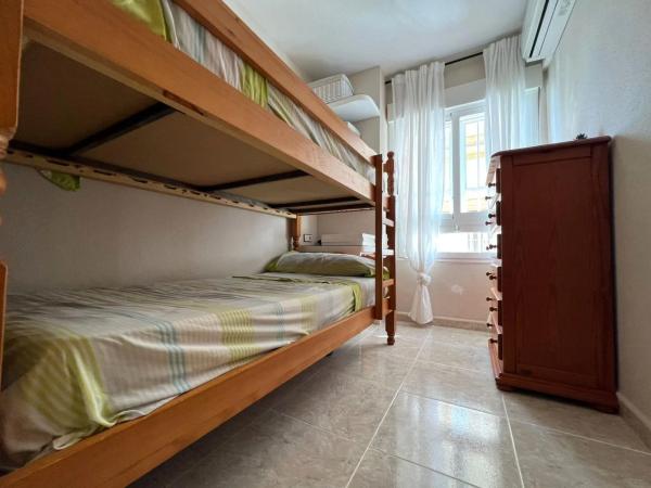 Venta de piso en Calle Benejúzar, Torrevieja
 photo 2