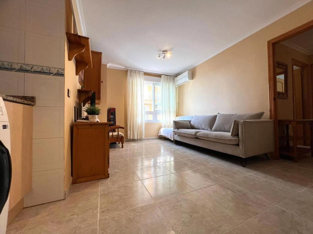 Venta de piso en Calle Benejúzar, Torrevieja
 photo 5