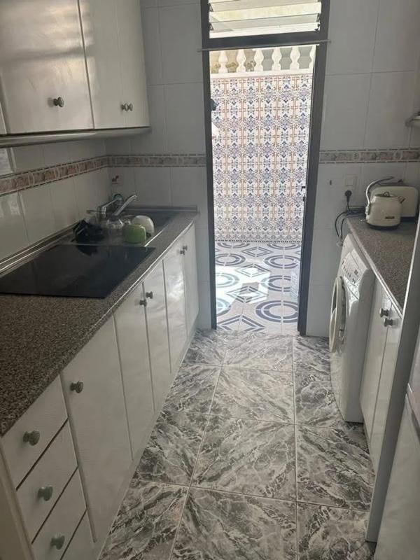 Sprzedaż mieszkania w Barrio La Veleta, Torrevieja
 photo 3