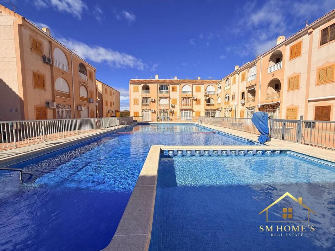 Venta de piso en Calle Beniel, Torrevieja
 photo 2
