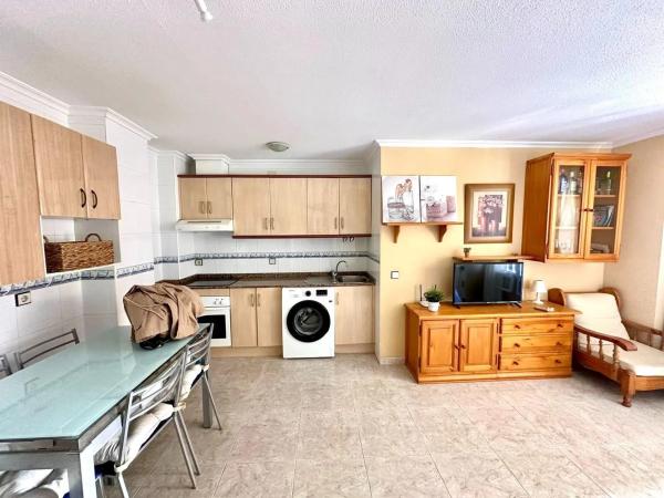 Venta de piso en Avenida Desiderio Rodríguez, Torrevieja
 photo 1