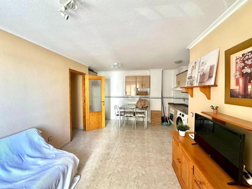 Sprzedaż mieszkania w Avenida Desiderio Rodríguez, Torrevieja
 photo 3