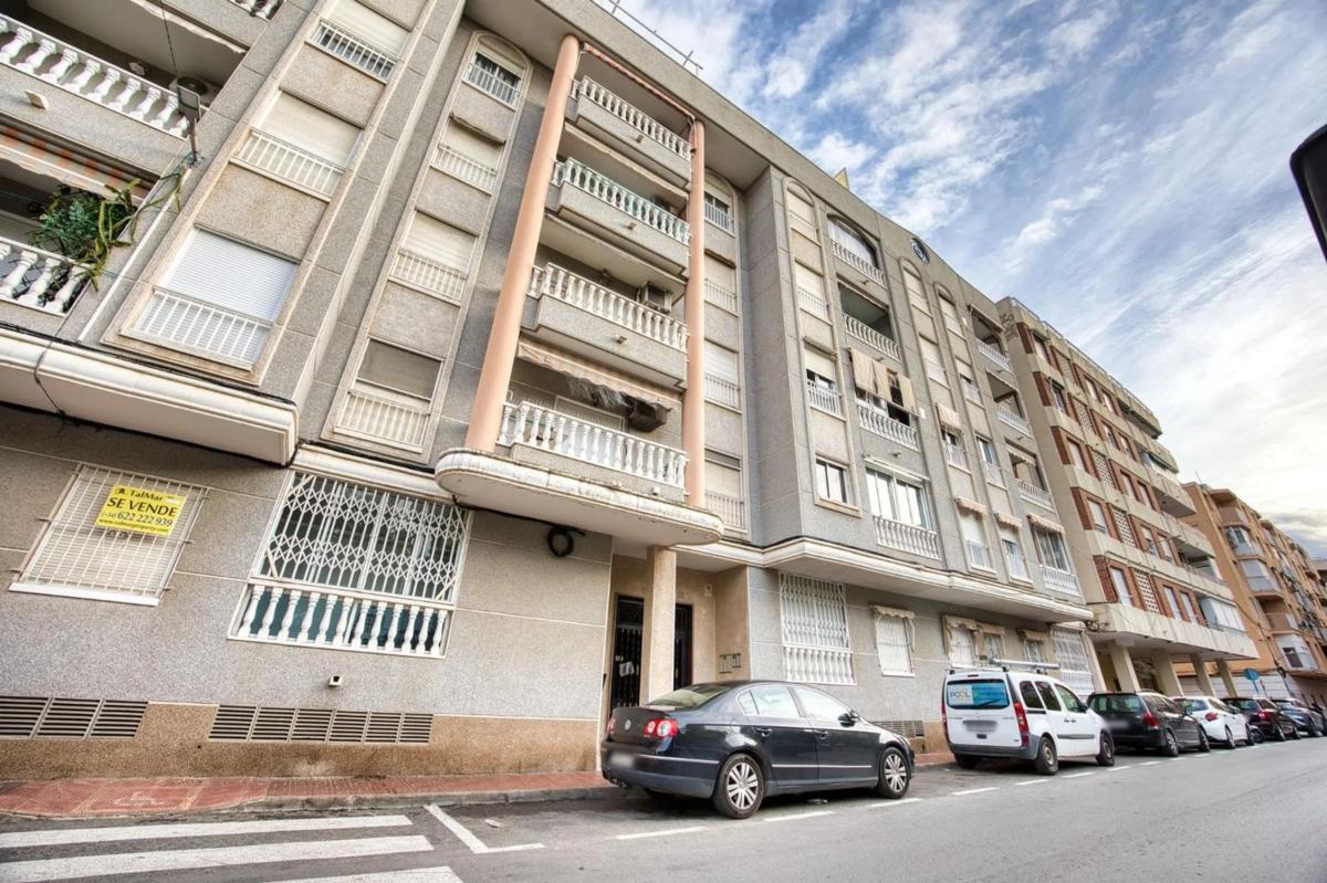 Venta de ático en Barrio El Acequión, Torrevieja photo 2