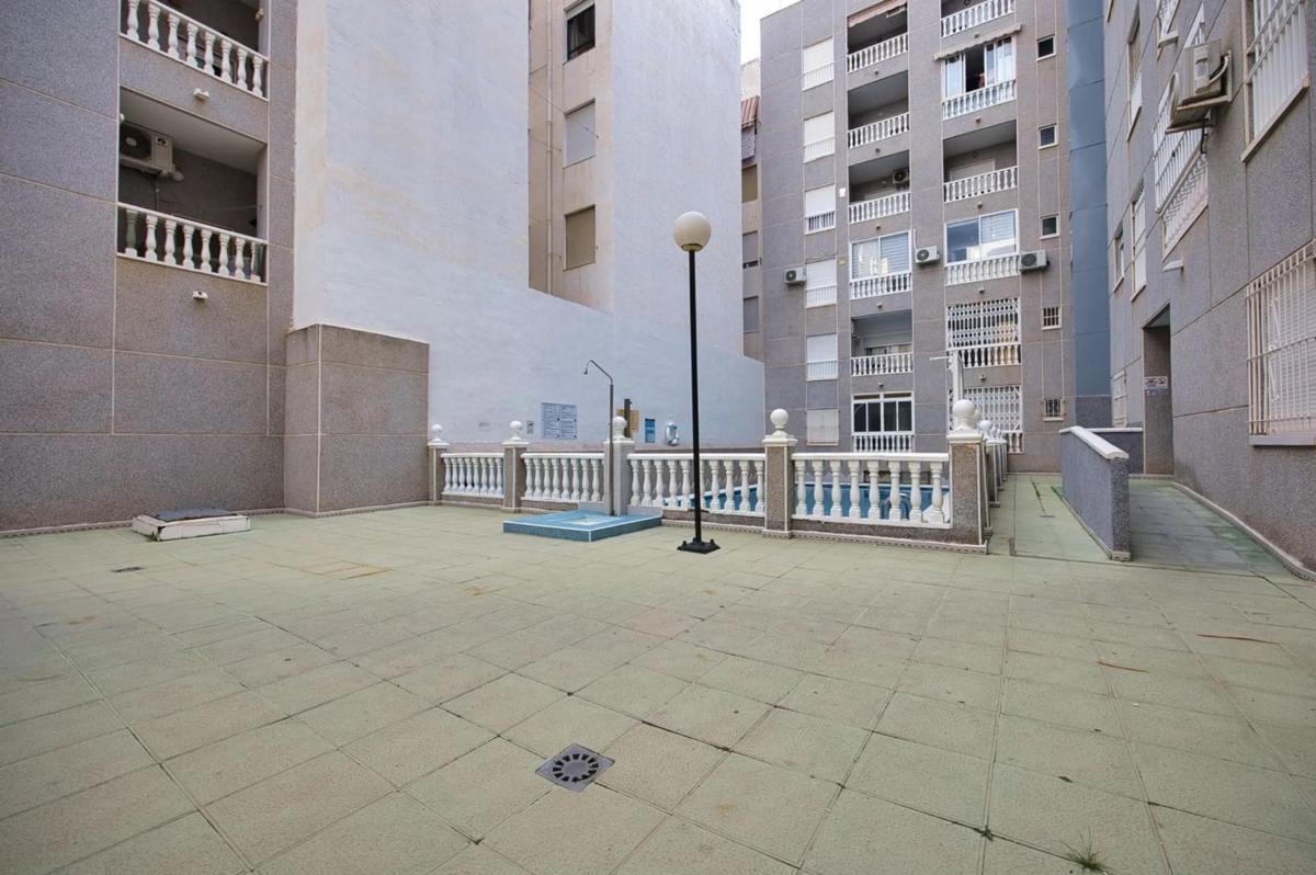 Venta de ático en Barrio El Acequión, Torrevieja photo 3