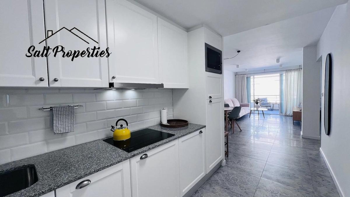 Продажа квартиры на Avenida Virgen del Carmen, Торревьеха
 photo 3