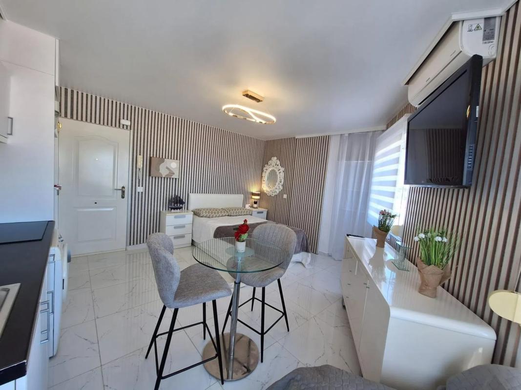 Venta de estudio en Calle Soria, Torrevieja photo 2
