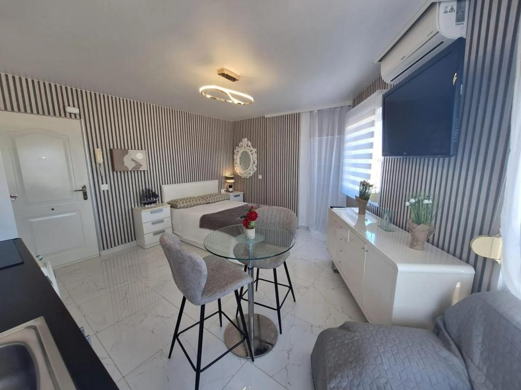 Venta de estudio en Calle Soria, Torrevieja photo 4
