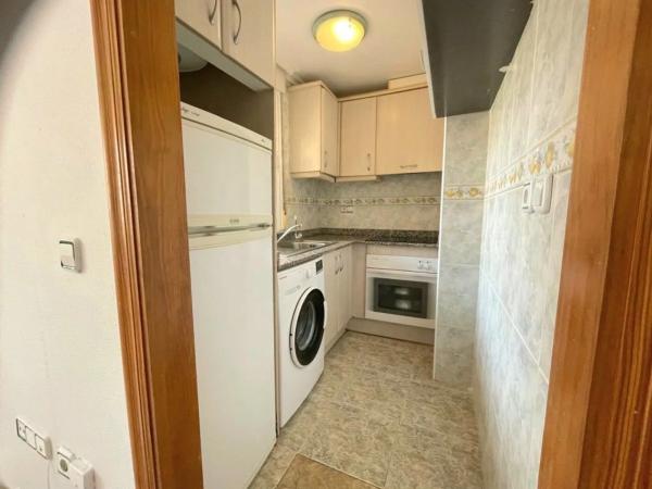 Venta de piso en Barrio Gaspar Perrelló, Torrevieja
 photo 3