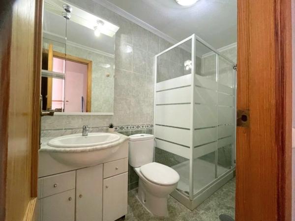 Venta de piso en Barrio Gaspar Perrelló, Torrevieja
 photo 4