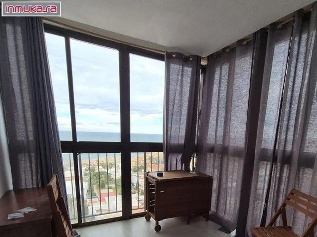Venta de piso en Barrio Cabo Cervera, Torrevieja
photo 1