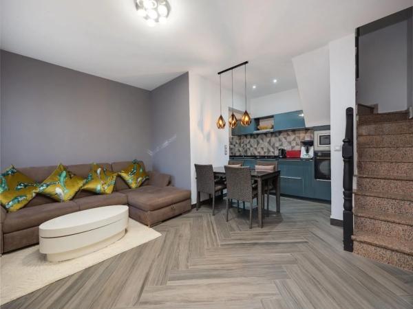 Chalet adosado en venta en  Barrio La Siesta - El Salado - Torreta , Torrevieja photo 4