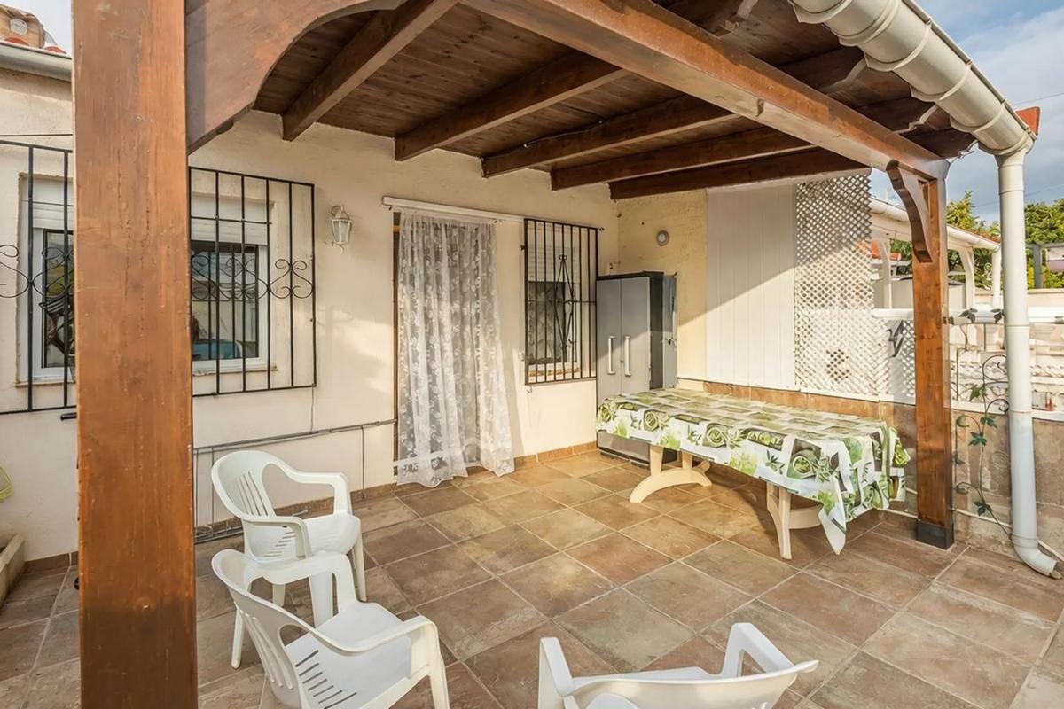 Venta de chalet adosado en Plaza de las Azucenas , Torrevieja photo 4