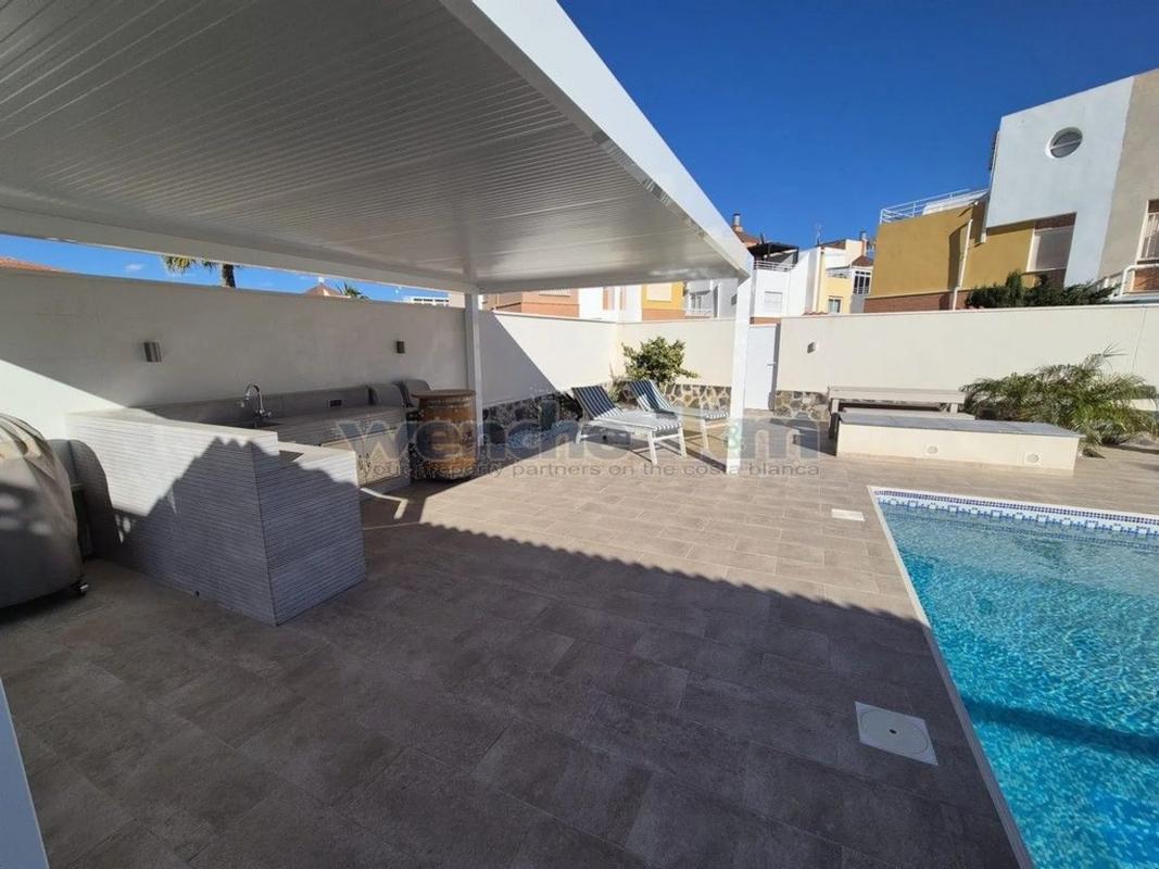 Sprzedaż niezależnego domku jednorodzinnego w Barrio Los Balcones - Los Altos del Edén, Torrevieja photo 5