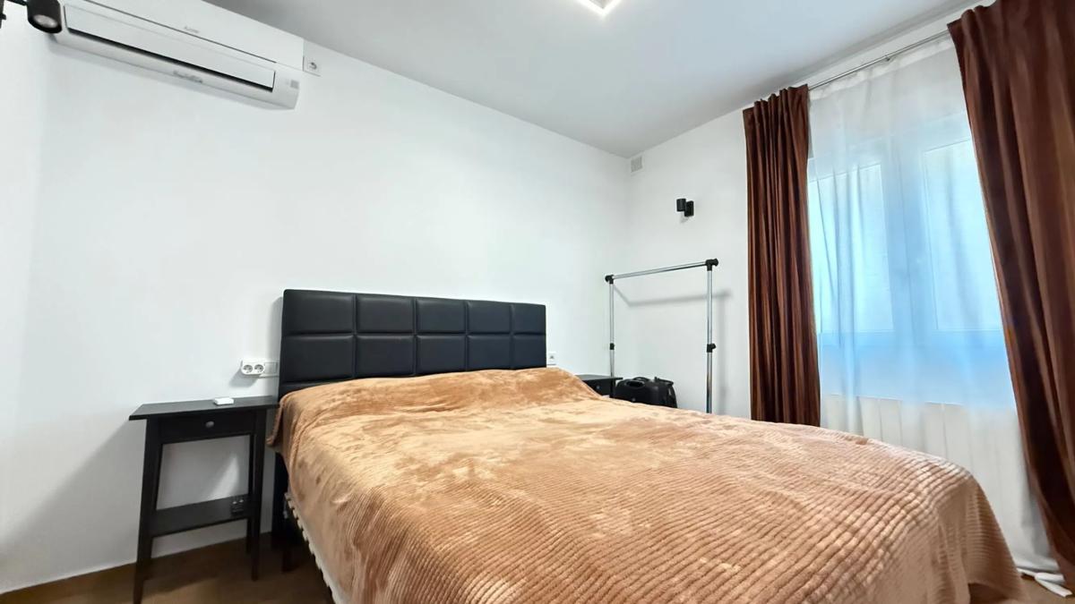 Venta de chalet independiente en Urbanización Lago Jardín 2 M4, Torrevieja
photo 4