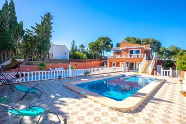 Independent chalet for sale in Avenida Elche Bal s/n, Torrevieja
 photo 4