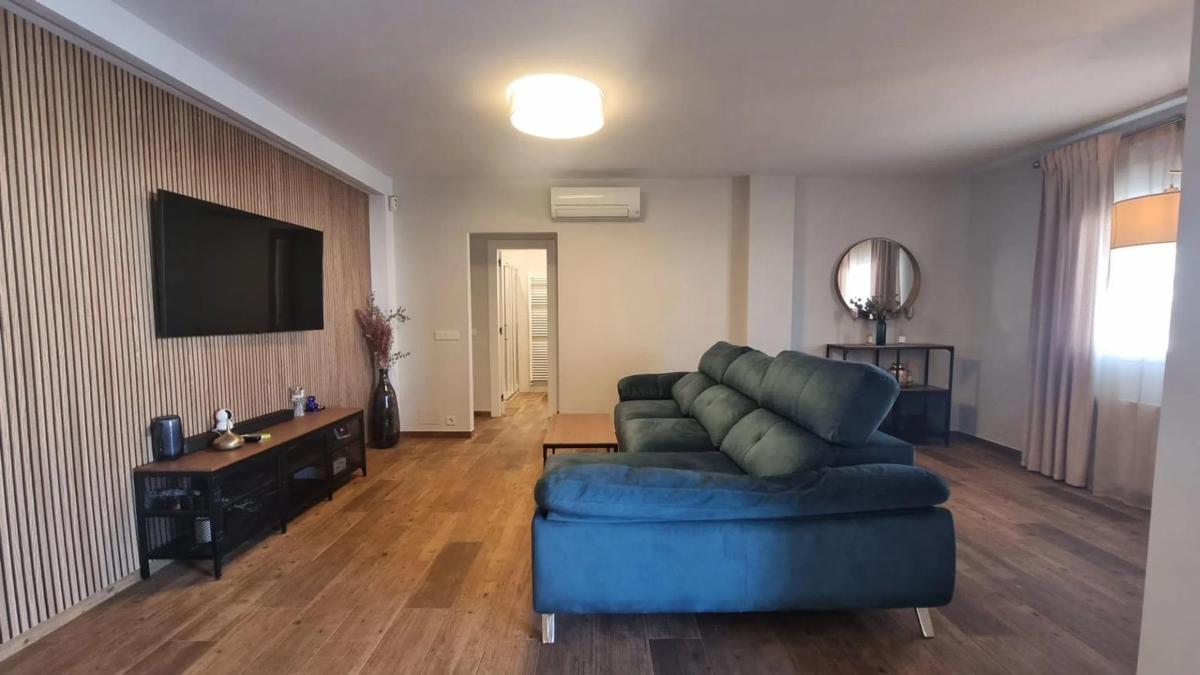 Venta de chalet independiente en Calle PEGO s/n, Torrevieja
 photo 3