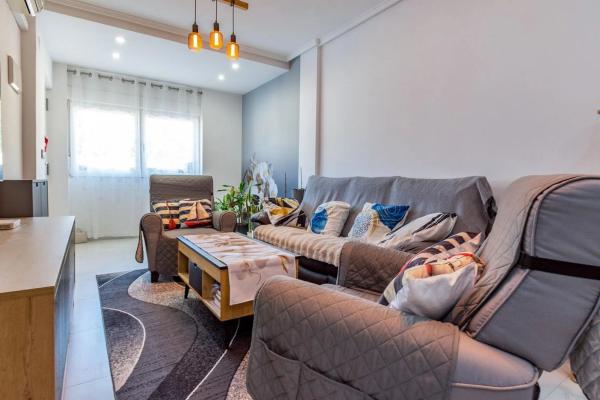 Terraced house for sale at  Calle Doña Rodríguez , Torrevieja photo 3