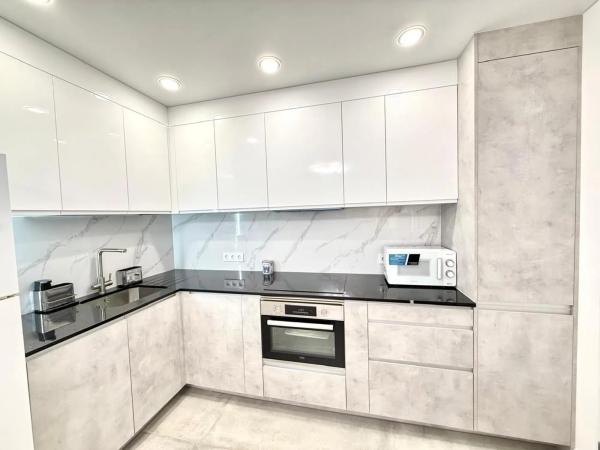 Terraced house for sale at  Calle Joven Pura , Torrevieja photo 1